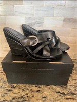 Womens Harley Davidson wedged leather sandals 9