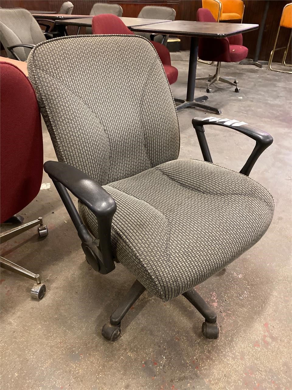 2x Adjustable Padded Chairs