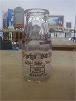 Limeport Pa 1/2 pt milk bottle