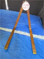 FOLDING YARD STICK - WOOD