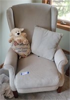 Wing Back Fabric Chair w/ Pillows