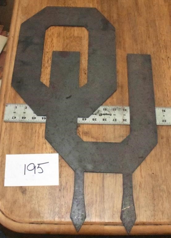 Metal Yard Stake / Art - 14" x 20" OU