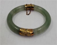 Chinese style bracelet with gold plated fittings