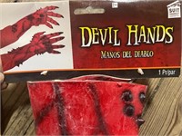 Devil hands