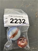BAG OF 2 ASSORTED SIZED MARBLES