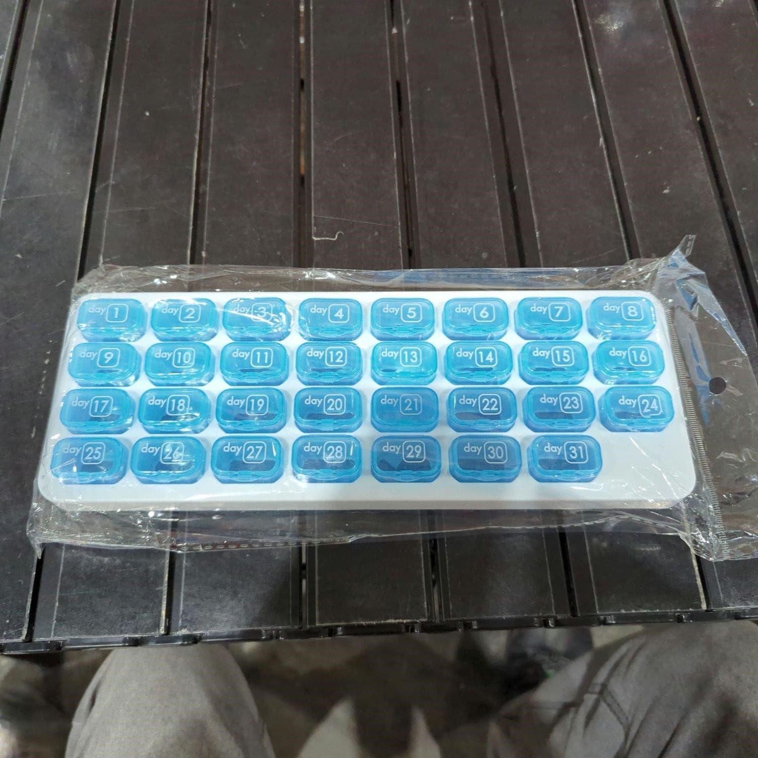 31 day pill organizer