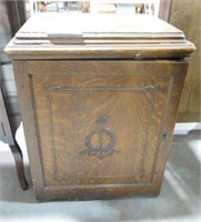 Lot # 3992 - Antique Oak Sewing Cabinet with