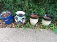 4 planter pots
