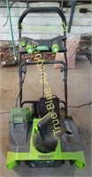 60 Volt Greenworks Pro Battery Powered Snow Blower