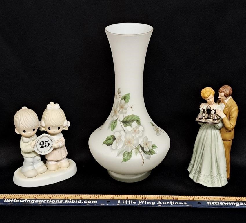 White Glass Floral Vase/25th Anniversary Figures