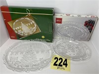 (2) Christmas Platters