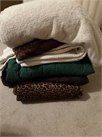 Misc. Blankets/Quilts/Throws