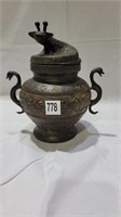 Early Shang dynasty heavy bronze urn