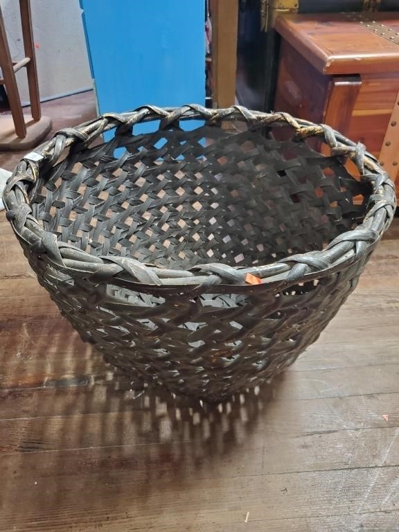 Lg Split Oak Basket