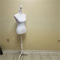 Lightweight Female Mannequin Stand