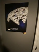 Millenium Falcon Star Wars picture