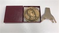 Gerald R Ford Presidential Art Medal  W/ Easel