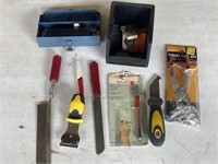 Variety of blades/cutters and eyelet tool kit