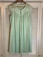 VINTAGE SHADOWLINE NIGHTGOWN DRESS LARGE