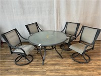 Hampton Bay Patio Dining Table w/4 Chairs
