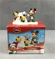 Department 56 Mickey merry Christmas village snow