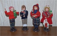 (S3) Lot of 4 9" Christmas Carolers