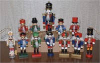 (S3) Lot of Nutcracker Ornaments/Figurines