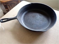 Cast Iron #8 Fry Pan - 10 1/4" Diameter