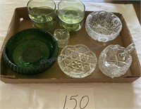 Lot Miscellaneous Glassware