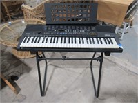 Yamaha PSR-210 keyboard