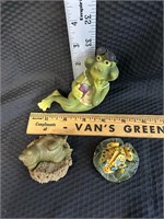 Cute Playful Frog Figurines