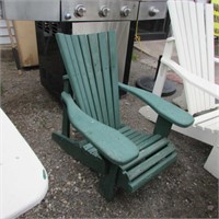 CHILDS WOODEN PATIO ARMCHAIR