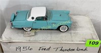 1956 Die Cast Ford T-Bird 1;24 scale in box
