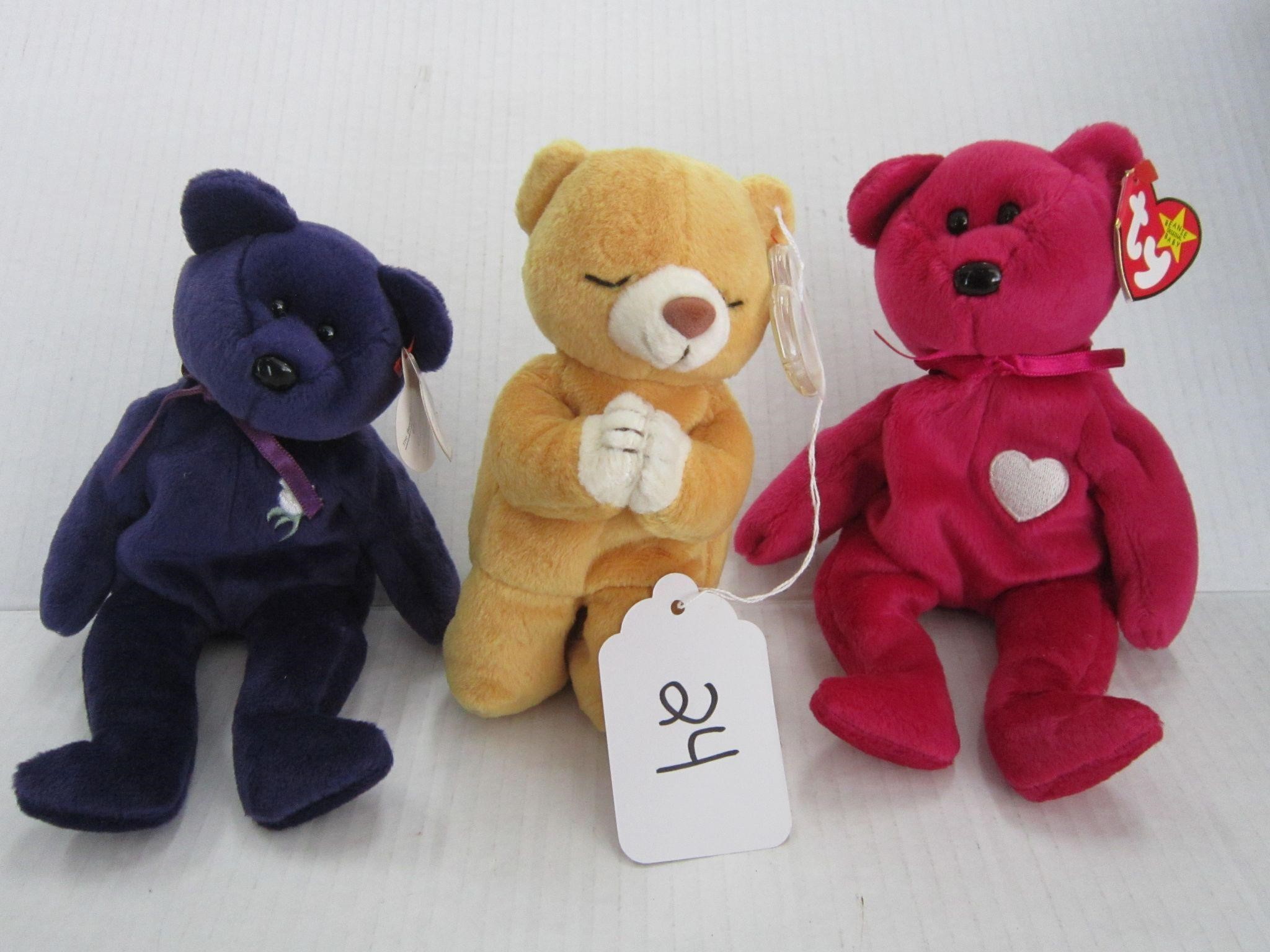 3 COLLECTIBLE BEANIE BABIES