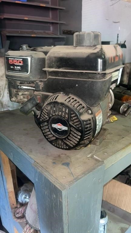 Briggs and Stratton 550 Series, 127cc Engine