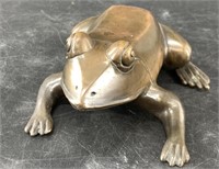 Vintage bronze frog sculpture, 6"