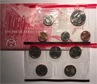 1999 Uncirculated Coin Set with State Quarters Red