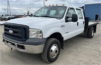 (DR) 2006 Ford F-350 XL Super Duty Flatbed Truck