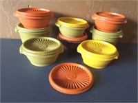 Tupperware 8 bowls 9 lids