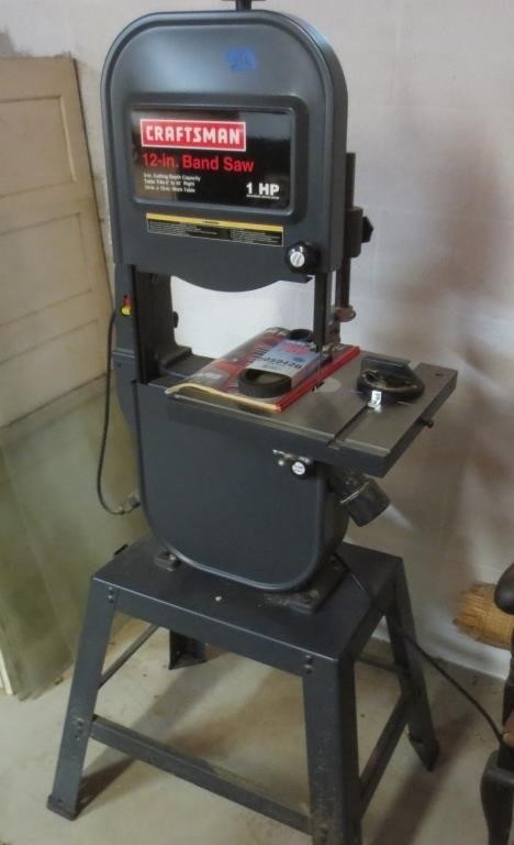 Craftsman 12" band saw, Nice