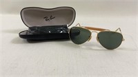 Ray-Ban Aviators Sunglasses