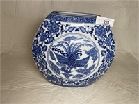 Blue and white Bombay vase