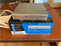 DVD Player & 4 Jeanne Robertson DVD's.