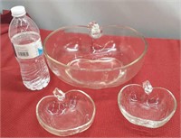 Clear glass apple dish including 2 small dessert