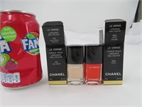 2 vernis à ongles neufs CHANEL