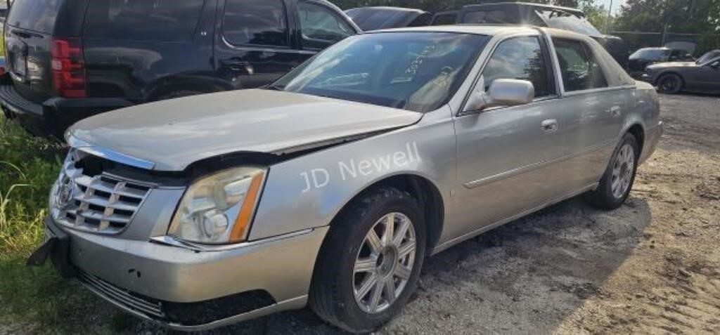 2008 Cadi DTS 1G6KD57Y58U181187