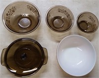Corning Ware & Pyrex Glass Bowls & Casserole