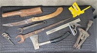 MIXED LOT OF TOOLS