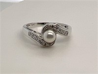 Pearl & Diamond Silver Ring