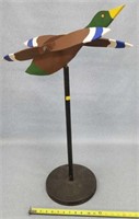 Duck Spinner Outdoor Decor